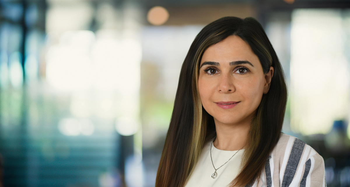 Valentine Khechoomian, Holthouse Carlin & Van Trigt LLP Photo