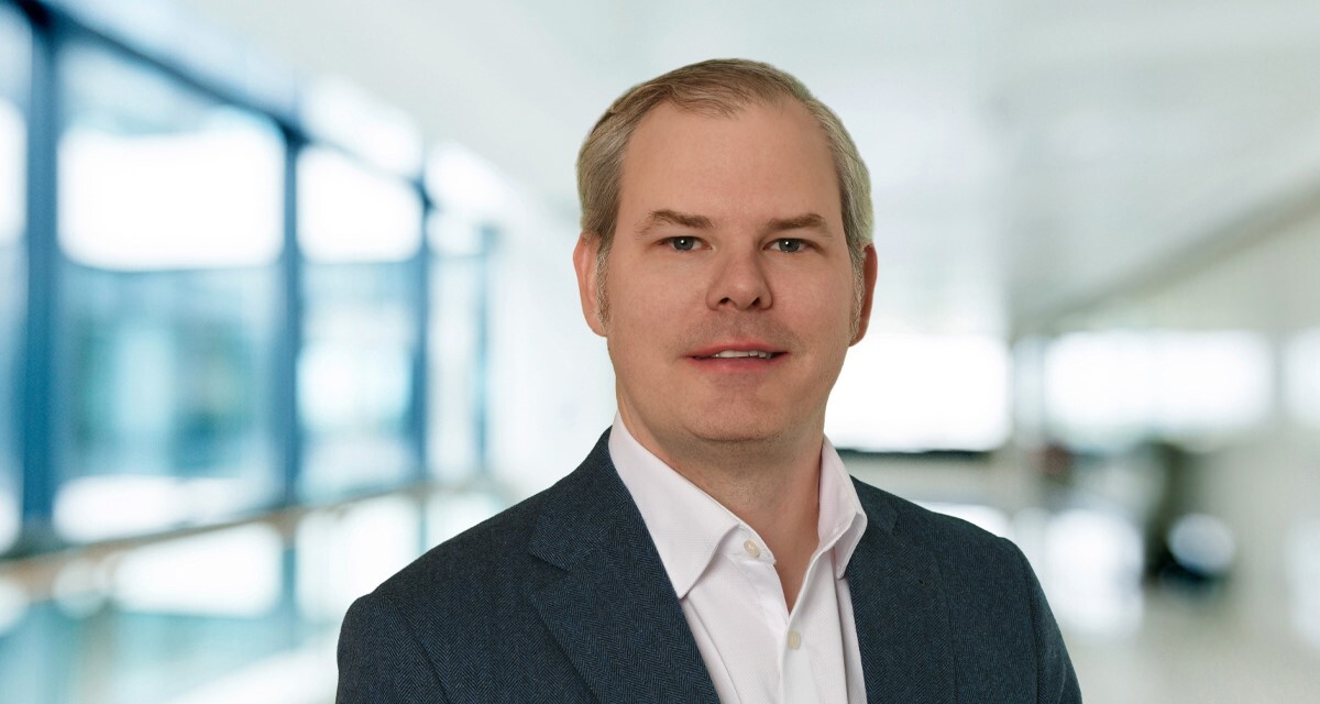 Brendan Lacy, Holthouse Carlin & Van Trigt LLP Photo