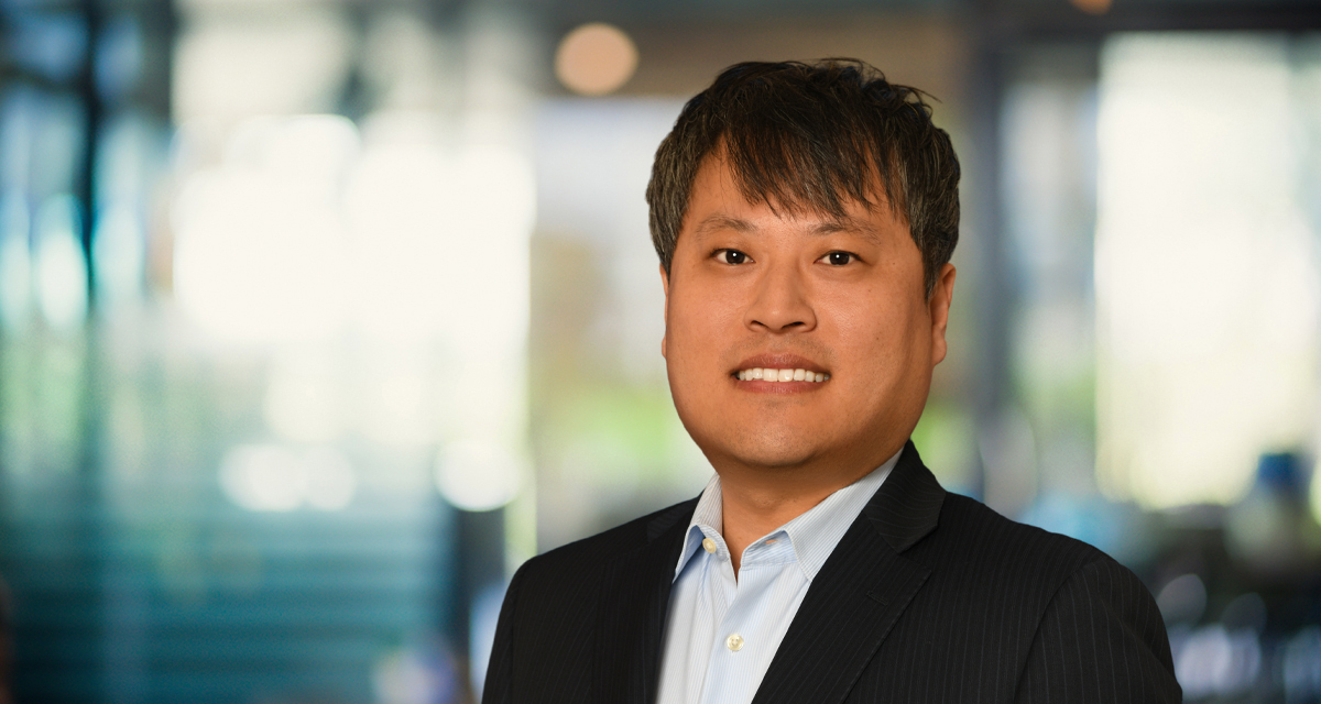 Sean Kim, Holthouse Carlin & Van Trigt LLP Photo