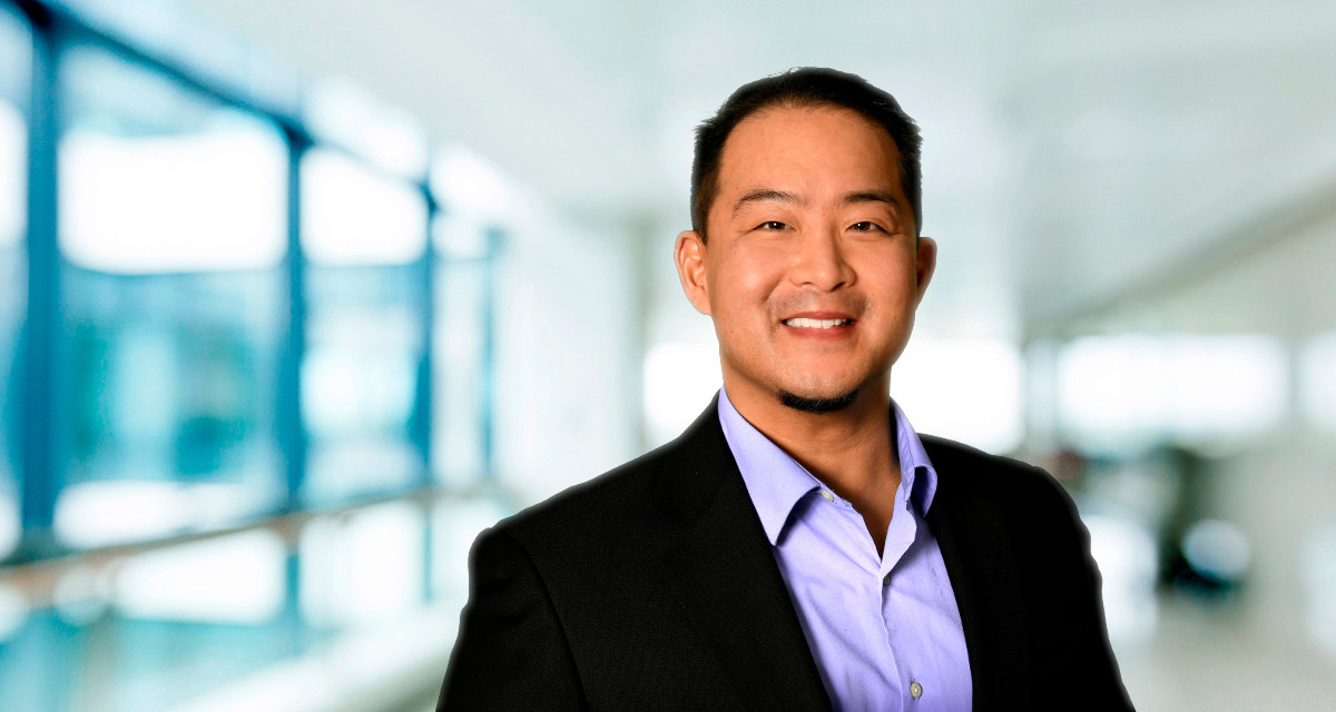 William Suh, Holthouse Carlin & Van Trigt LLP Photo