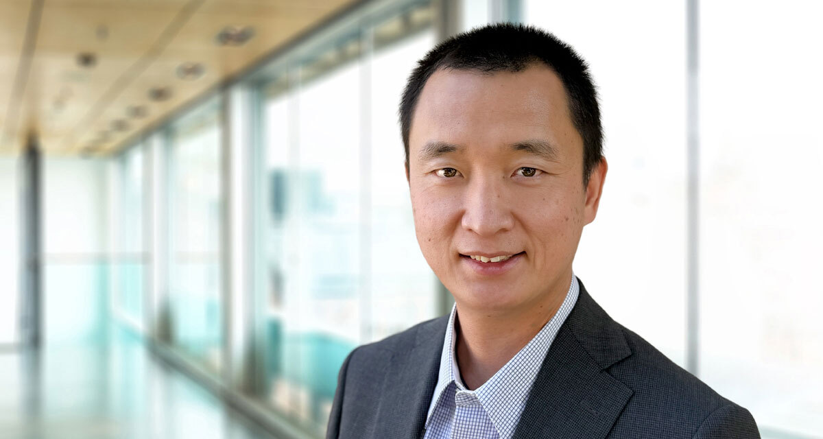 JD Li, Holthouse Carlin & Van Trigt LLP Photo